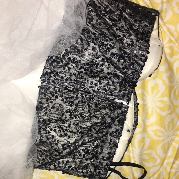 Formal Dress - Picture 5 of 5